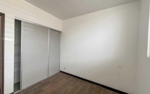 Último apartamento disponible con patio en venta en San Rafael Abajo de Desamparados Cod #5026