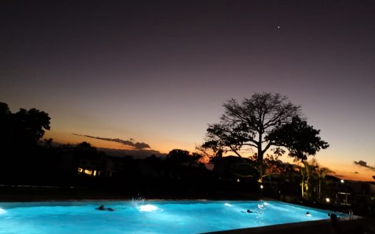 ¡Hermosas casas de 2 plantas en condominio con las mejores amenidades de la zona y donde lo principal es la naturaleza! Lotes desde 200 m2 y precios desde $209.500 Cod.3501