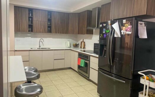 Final del Boulevard de Rohrmoser. Viva en residencial Cerrado, Casa de 2 Plantas, Excelentes Acabados, Ubicación estratégica.300 m2 de Construcción . PRECIO NEGOCIABLE Cod: 6279