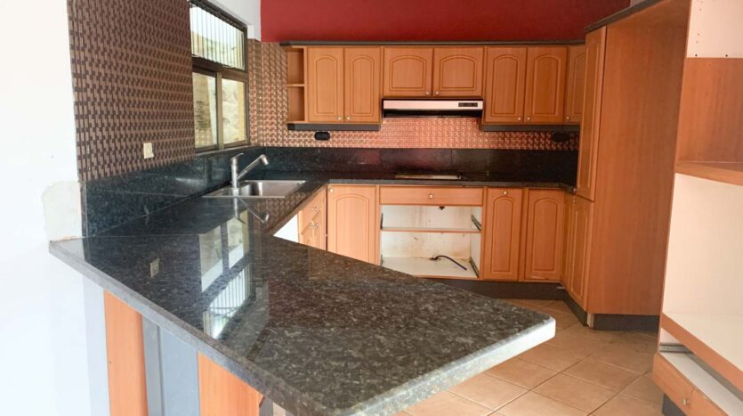 Casa en Residencial Exclusivo en San Vicente de Moravia- Cocina
