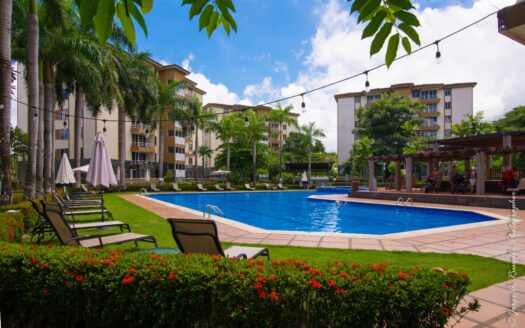 🌴 Condominio en Costa Linda Jacó – Primer piso con amplia terraza | Mejor precio $153.000 Cod. 146493