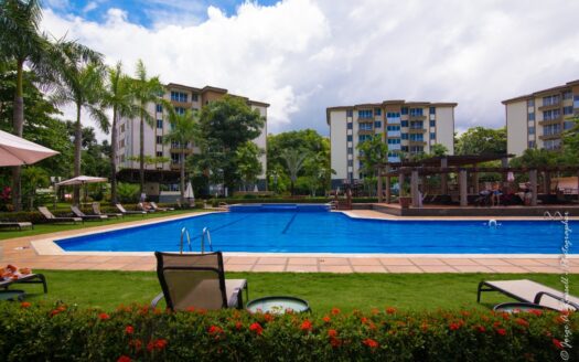 🌴 Condominio en Costa Linda Jacó – Primer piso con amplia terraza | Mejor precio $153.000 Cod. 146493