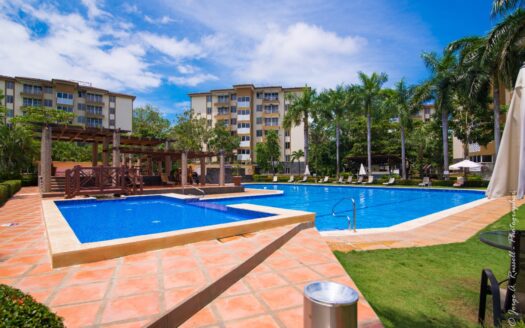 🌴 Condominio en Costa Linda Jacó – Primer piso con amplia terraza | Mejor precio $153.000 Cod. 146493