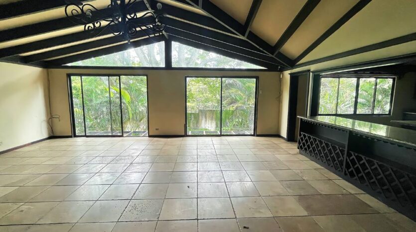 Casa en Venta San José, Escazú- Sala