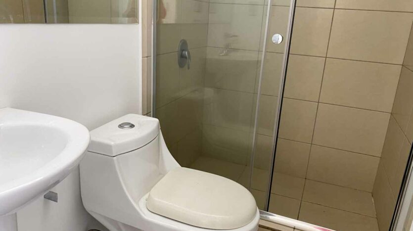 Venta de Casa en Condominios en Santiago de San Rafael de Heredia- Baño