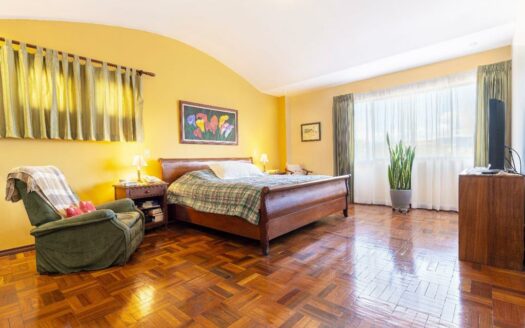 Curridabat: Espectacular casa en Altamonte, lote 638m2  #89131