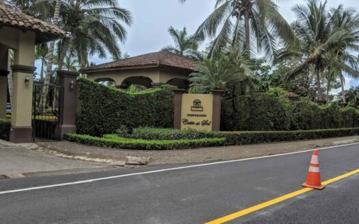 🌴 Casa Moderna con Piscina Privada en Costa del Sol, Playa Bejuco