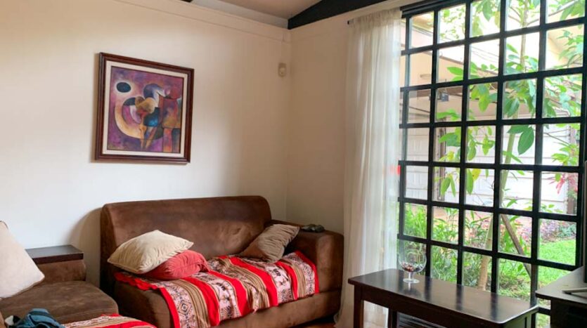 Casa en venta en Monteclaro Desamparados-Sala