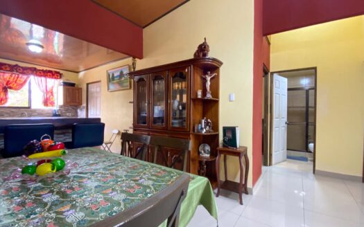 ¡Oportunidad en San Diego, Tres Ríos! Venta de 2 Espaciosas Casas en Diferentes Niveles. Terreno 156m2, Construcción 248m2 cod.92288