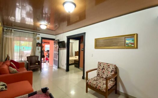 ¡Oportunidad en San Diego, Tres Ríos! Venta de 2 Espaciosas Casas en Diferentes Niveles. Terreno 156m2, Construcción 248m2 cod.92288