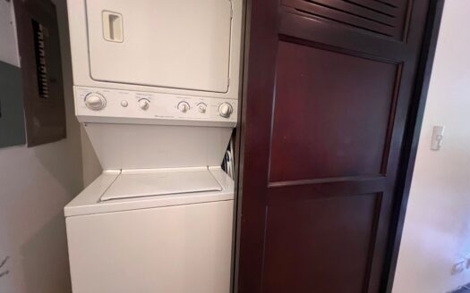 Apartamento en AVALON Santa Ana, con electrodomésticos y amoblado!! Listo para vivir, rentar o colocar en Airbnb! COD#93186