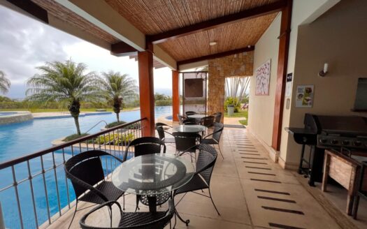 Apartamento en AVALON Santa Ana, con electrodomésticos y amoblado!! Listo para vivir, rentar o colocar en Airbnb! COD#93186