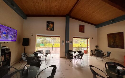 Apartamento en AVALON Santa Ana, con electrodomésticos y amoblado!! Listo para vivir, rentar o colocar en Airbnb! COD#93186