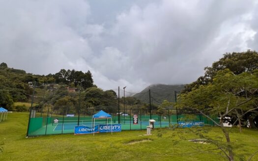 Apartamento en AVALON Santa Ana, con electrodomésticos y amoblado!! Listo para vivir, rentar o colocar en Airbnb! COD#93186