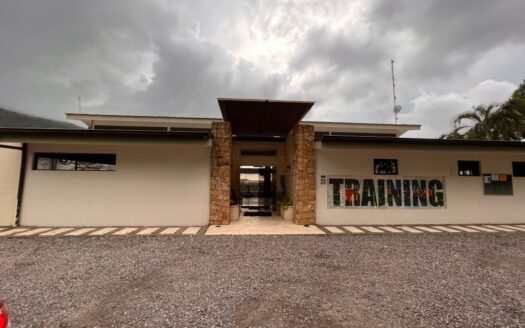 Apartamento en AVALON Santa Ana, con electrodomésticos y amoblado!! Listo para vivir, rentar o colocar en Airbnb! COD#93186