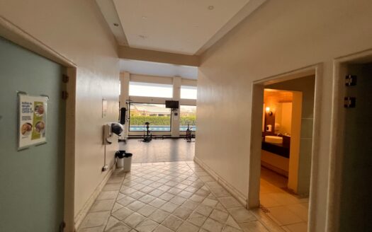 Apartamento en AVALON Santa Ana, con electrodomésticos y amoblado!! Listo para vivir, rentar o colocar en Airbnb! COD#93186