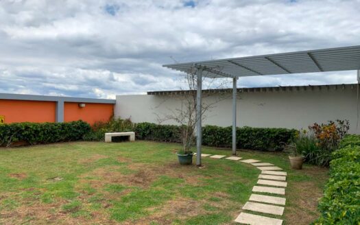 Exclusivo apartamento en venta, 3 Habitaciones en Paseo Colón, vistas impresionantes desde el piso 24 COD#100765