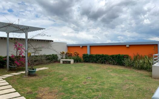 Exclusivo apartamento en venta, 3 Habitaciones en Paseo Colón, vistas impresionantes desde el piso 24 COD#100765