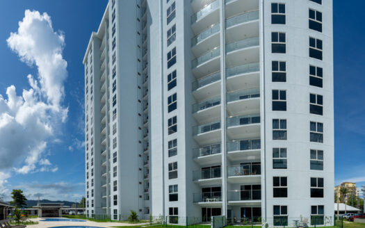 NUEVO!! Apartamento en el piso 16 con vista panorámica a las montañas – Viva Jacó 3 habitaciones 2 baños Cod. 140222