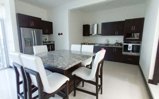 Casa en Venta en Punta Leona, con Piscina y Amplias Áreas Verdes. Código: 108420 Ocean View-Precio: $825 000