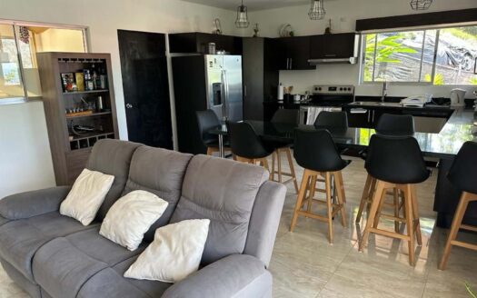 Casa en Venta en Punta Leona, Condominio cerca de playa Blanca, con Espectacular vista al Océano Pacífico. Código:108968