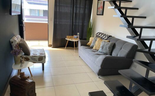 Se Alquila Apartamento Esquinero y Moderno de 2 Habitaciones, Mezzanine y 3 Baños Completos, en Condominio Exclusivo de San Pablo de Heredia. Código 109178