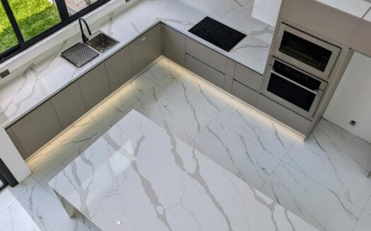 Extraordinaria casa independiente en Pinares de Curridabat! #110503