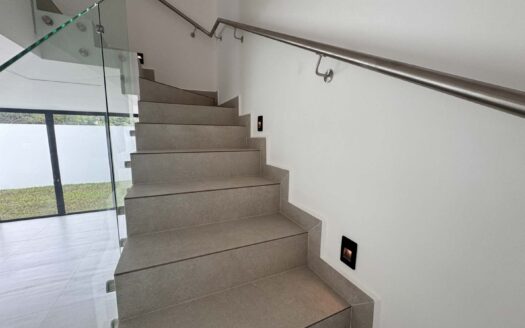 Preciosa Casa En Venta Nueva En Santa Ana Centro, Moderna Y Con Amenidades Exclusivas. Cod. 116032