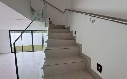 Preciosa Casa En Venta Nueva En Santa Ana Centro, Moderna Y Con Amenidades Exclusivas. Cod. 116032