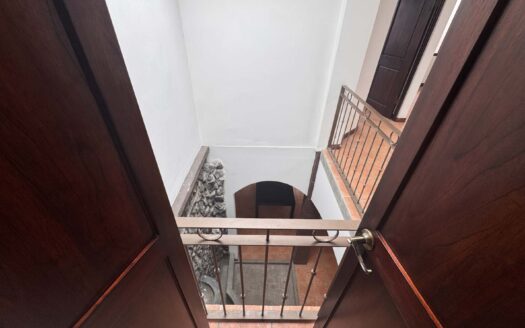 Preciosa Casa En Venta En Santa Ana Centro, Diseño Exclusivo Y Espacios Amplios. Cód. 116552