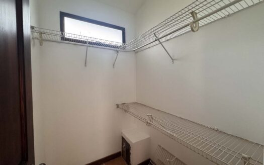 Preciosa Casa En Venta En Santa Ana Centro, Diseño Exclusivo Y Espacios Amplios. Cód. 116552