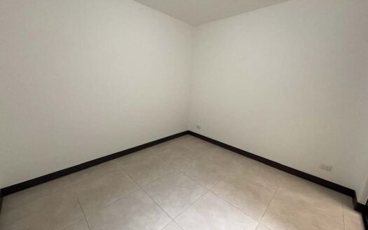 Se Alquila Apartamento en San Francisco de Heredia cerca de la Zona Franca en Planta Baja, como nuevo y amueblado, con 2 habitaciones y 2 baños. Código 122257