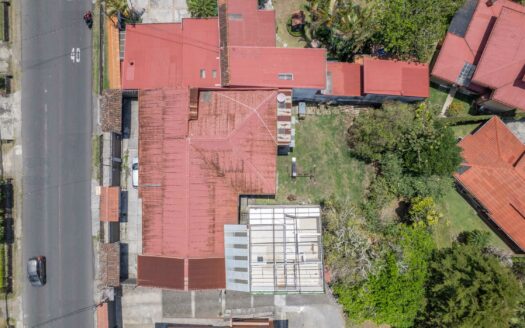 Remate Bancario en Sabanilla: Oportunidad de Inversión con 8 Apartamentos cod.125504