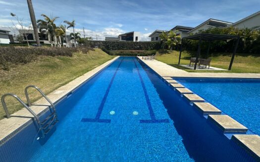 Casa en Venta en San Rafael de Alajuela, en Exclusivo Condominio. cod:123318