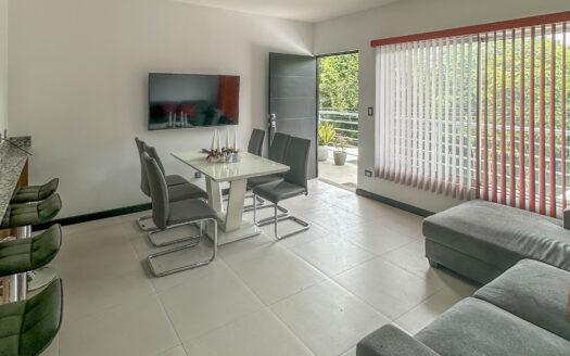 VENTA de Apto moderno  de 80mts2 en San Rafael de Alajuela,en Condominio privado.COD:129673