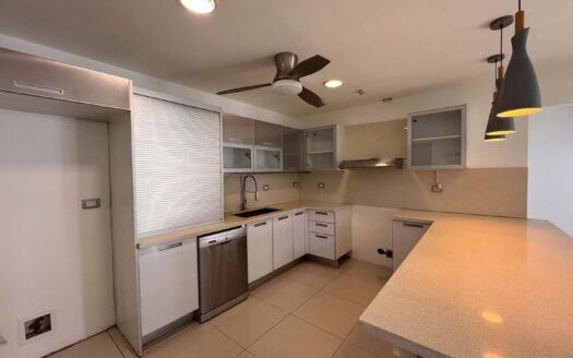🏡 Casa en Venta en Santa Ana, Esquinera en Condominio con Acabados de Lujo. Cod. 132314