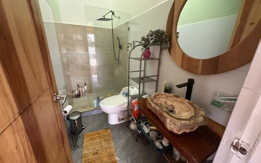 OPORTUNIDAD Casa en Venta de 139 metros de construccion y 163 de terrreno en Turrúcares en condominio privado.COD:131803