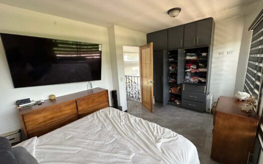 OPORTUNIDAD Casa en Venta de 139 metros de construccion y 163 de terrreno en Turrúcares en condominio privado.COD:131803