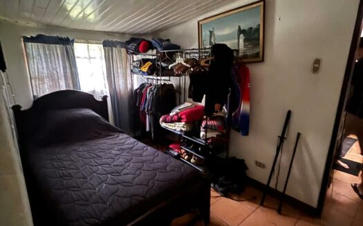 Oportunidad de Inversión: Propiedad de 49.000 m² en AguaCaliente, Cartago. Cod 134684