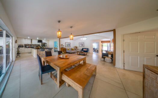 Venta de Casa de 1 planta (Lote: 507 m2.) Ubicada en Ciudad Cariari. 3 hab – 2 baños – 3 parqueos. Cod. 133378