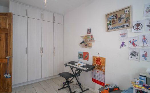 Venta de Casa de 1 planta (Lote: 507 m2.) Ubicada en Ciudad Cariari. 3 hab – 2 baños – 3 parqueos. Cod. 133378