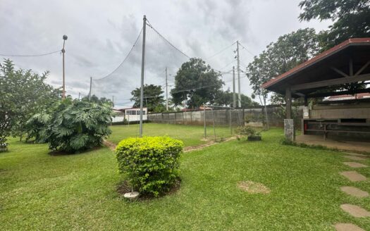Lote de 359mts2 en venta en condominio privado La Guacima,Alajuela COD:133952