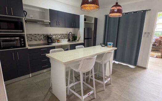 SE ALQUILA: Apartamentos Amoblados de 2 Habitaciones en Huacas COD: 134129