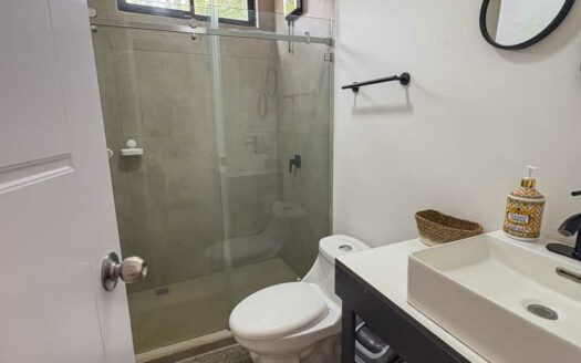 SE ALQUILA: Apartamentos Amoblados de 2 Habitaciones en Huacas COD: 134129