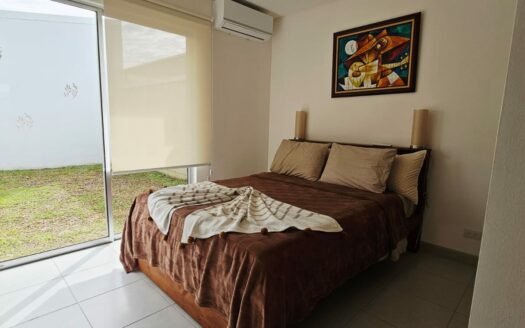 ¡PRECIO DE OPORTUNIDAD! Casa de Una Planta Completamente Amueblada en Alquiler en Canoas de Alajuela, en Condominio con Amenidades Espectaculares! COD. 134751