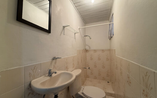 Oportunidad!!! Venta de Casa con Apartamento en Segundo Nivel, en La Florida de Tibás COD 134007