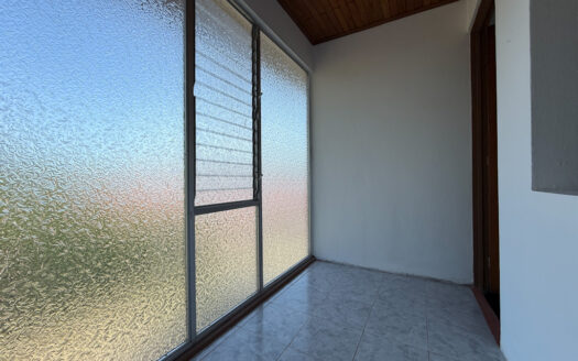 Oportunidad!!! Venta de Casa con Apartamento en Segundo Nivel, en La Florida de Tibás COD 134007