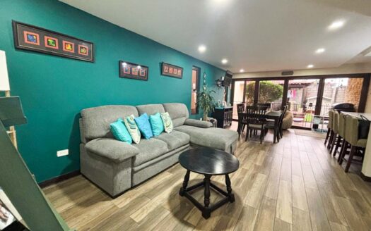 Se Alquila Casa en Condominio en Santo Tomás de Santo Domingo, Heredia, 227 M2 de Lote. Código 133346