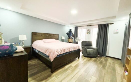 Se Alquila Casa en Condominio en Santo Tomás de Santo Domingo, Heredia, 227 M2 de Lote. Código 133346