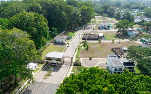 ¡Lote Esquinero en Venta en Casa Praia, Playa Jacó! A tan solo 5 minutos del mar🏖️ 174 m². Cod 134285